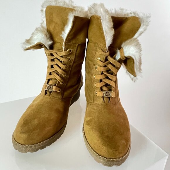Cabincore | Michael Kors Faux Shearling Camel Lace-Up Bootie | Hygge Cozy Vibes - Picture 5 of 7